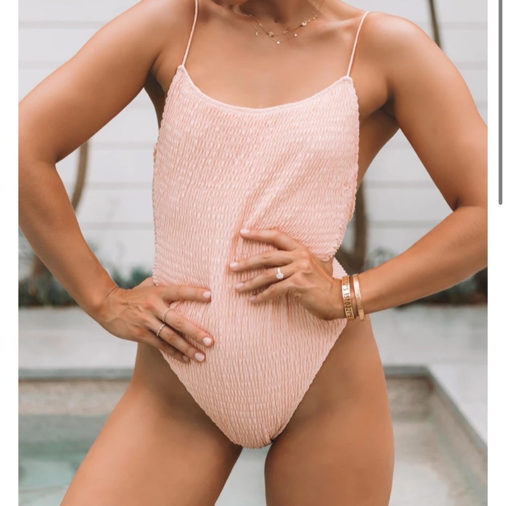 Sarah’s day x white fox one piece swimsuit XS